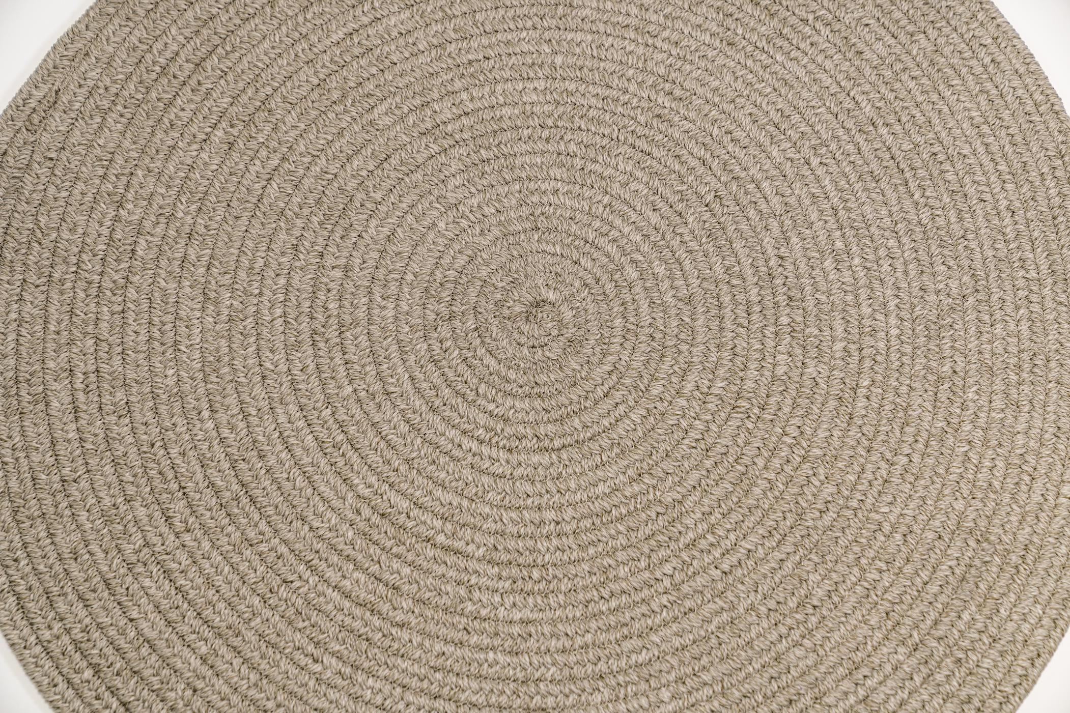 ROUND